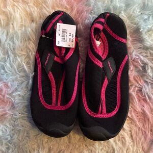Airwalk Water Shoes Kids Size 13 – Black Magenta Unisex Swim Shoes